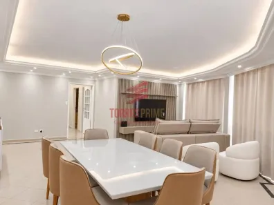 Apartamento com 3 Quartos à venda, 221m² no Gonzaga, Santos