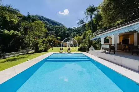 Casa com 5 Quartos à venda, 394m² no Duchas, Petrópolis