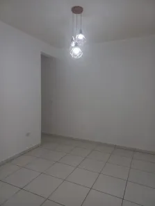 Casa com 2 Quartos para alugar, 60m² no Jardim Fraternidade, São Paulo