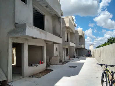 Casa de Condomínio com 3 Quartos à venda, 127m² no Uberaba, Curitiba