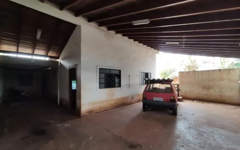 Casa com 3 Quartos à venda, 238m² no Pioneiros, Campo Grande