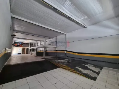 Sala Comercial para alugar, 750m² no Centro, Tremembé