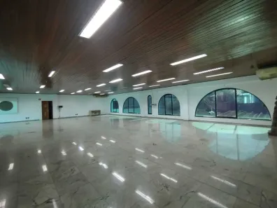 Ponto Comercial para alugar, 1250m² no Jardim Everest, São Paulo