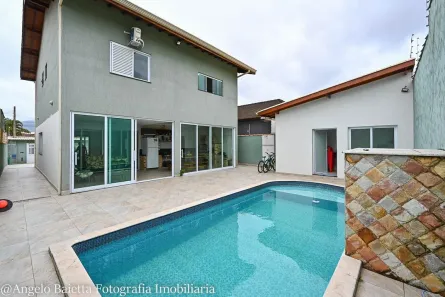 Sobrado com 3 Quartos à venda, 191m² no Cidade Nova Peruíbe, Peruíbe