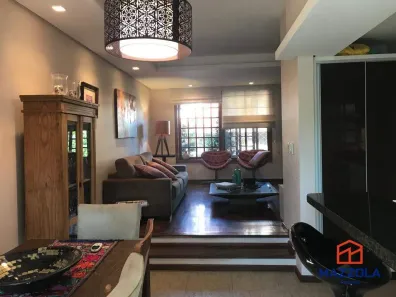 Casa com 2 Quartos à venda, 145m² no Cavalhada, Porto Alegre