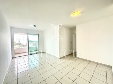 Apartamento com 3 Quartos para alugar, 77m² no Candelária, Natal