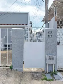 Casa com 1 Quarto para alugar, 32m² no Padre Miguel, Rio de Janeiro