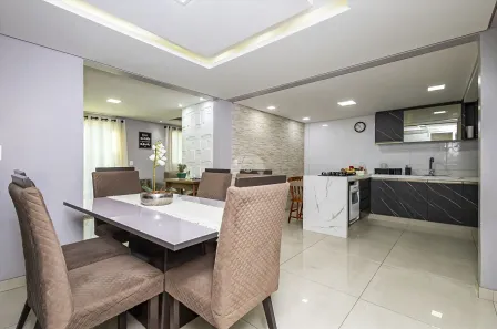 Sobrado com 5 Quartos à venda, 158m² no Tatuquara, Curitiba