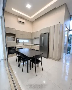 Casa de Condomínio com 4 Quartos à venda, 200m² no Centro, Petrolina