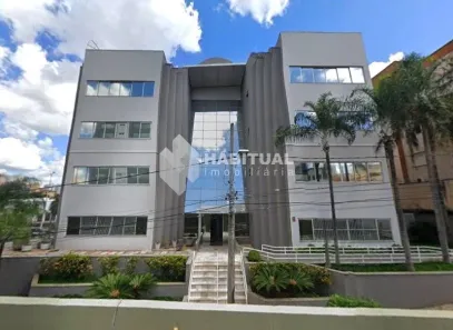 Sala Comercial para alugar, 338m² no Tabajaras, Uberlândia