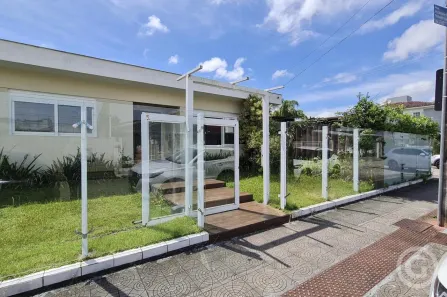 Casa com 4 Quartos para alugar, 292m² no Santa Mônica, Florianópolis