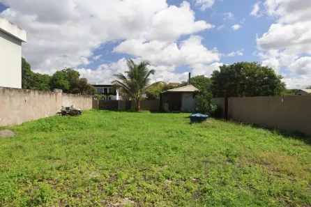 Lote/Terreno à venda, 420m² no Barra do Jacuípe, Camaçari