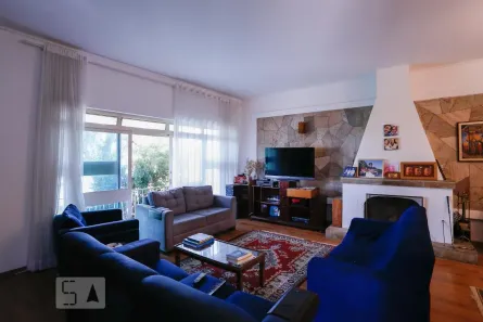 Casa com 3 Quartos à venda, 220m² no Vila Ipojuca, São Paulo