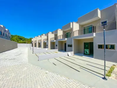 Sobrado com 3 Quartos à venda, 79m² no , Aquiraz