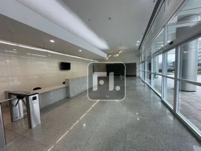 Sala Comercial à venda, 750m² no Jurubatuba, São Paulo