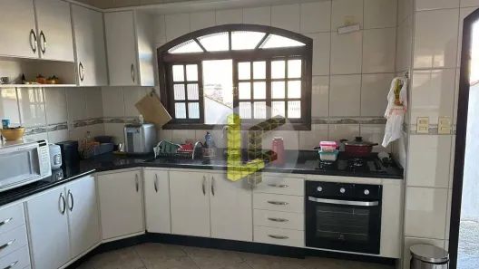 Sobrado com 3 Quartos à venda, 347m² no Nova Gerty, São Caetano do Sul