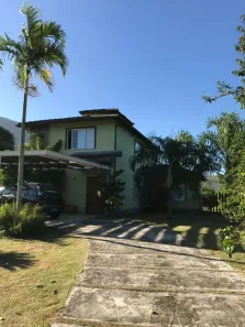 Sobrado com 4 Quartos à venda, 217m² no Ubatiba, Maricá