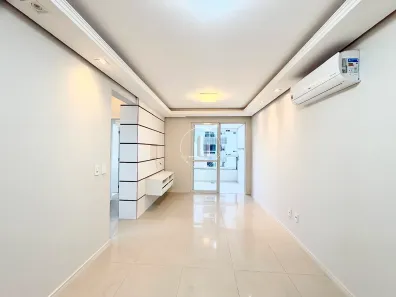 Apartamento com 2 Quartos à venda, 67m² no Capoeiras, Florianópolis