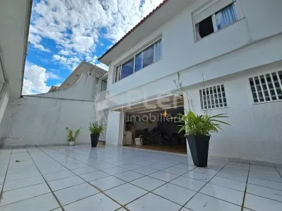 Sobrado com 4 Quartos à venda, 315m² no Jardim Leonor Mendes de Barros, São Paulo