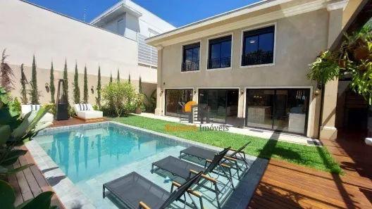 Casa com 3 Quartos à venda, 330m² no Jardim Guedala, São Paulo