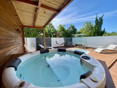 Casa com 4 Quartos para alugar, 200m² no Jurerê, Florianópolis