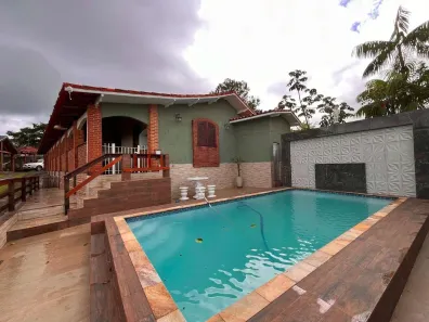 Fazenda/Sítio com 4 Quartos à venda, 4500m² no Santana, São José dos Campos