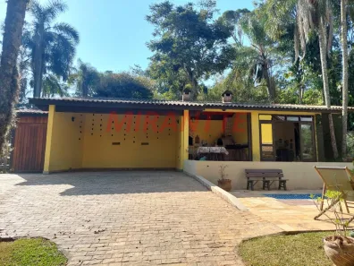 Casa de Condomínio com 3 Quartos à venda, 272m² no Cumbari, Mairiporã