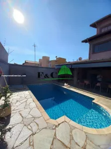 Sobrado com 4 Quartos à venda, 247m² no Vila Rocha, Limeira