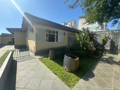 Casa com 5 Quartos à venda, 290m² no Boa Vista, Curitiba