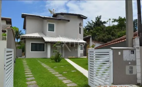 Sobrado com 4 Quartos à venda, 189m² no Costa do Sol, Bertioga