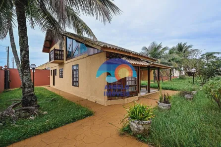Sobrado com 4 Quartos à venda, 250m² no Bal Stella Maris, Peruíbe