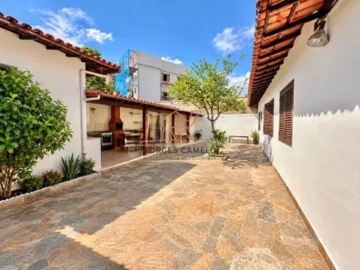 Casa com 4 Quartos à venda, 320m² no São Luiz, Belo Horizonte