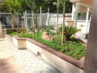 Apartamento com 3 Quartos para alugar, 216m² no Cerqueira César, São Paulo
