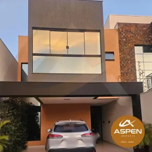 Sobrado com 3 Quartos à venda, 208m² no Jardim Interlagos, Arapongas
