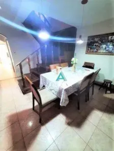Sobrado com 3 Quartos à venda, 220m² no Parque Gerassi, Santo André