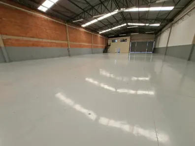 Galpão/Depósito/Armazém para alugar, 1100m² no Zona Industrial, Sorocaba