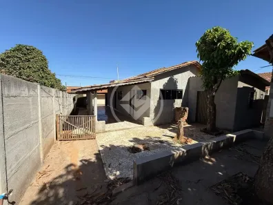 Casa com 3 Quartos à venda, 110m² no , Hidrolândia