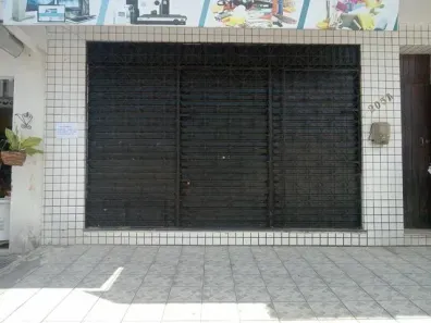 Ponto Comercial para alugar, 80m² no Jóquei Clube, Fortaleza