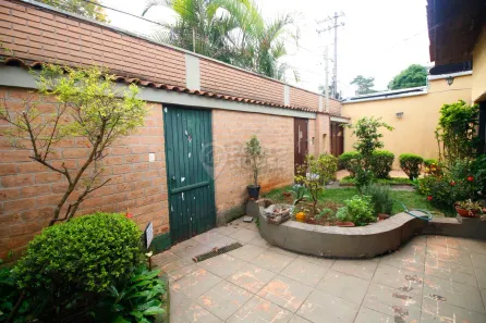 Casa com 3 Quartos à venda, 250m² no Indianópolis, São Paulo