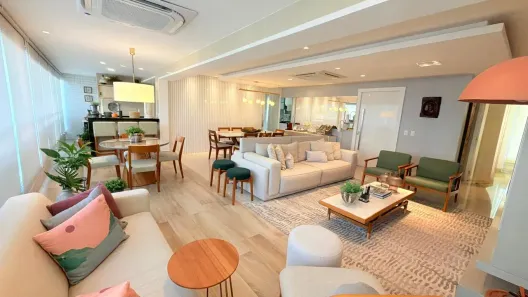 Apartamento com 4 Quartos à venda, 230m² no Dionisio Torres, Fortaleza
