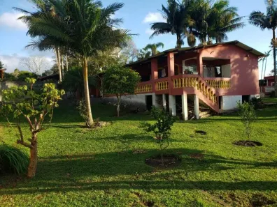 Fazenda/Sítio com 3 Quartos à venda, 250m² no Jardim Vera Cruz, Sorocaba