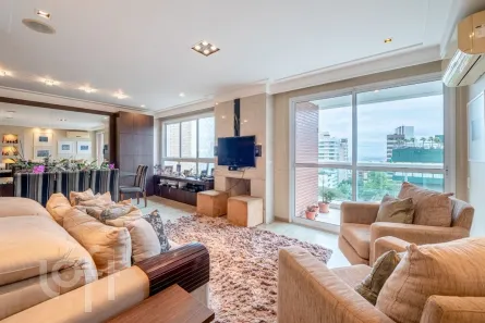 Apartamento com 3 Quartos à venda, 152m² no Bela Vista, Porto Alegre