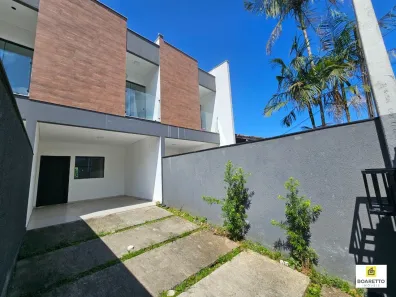 Sobrado com 3 Quartos à venda, 113m² no Iririú, Joinville
