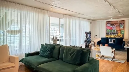 Apartamento com 2 Quartos para alugar, 220m² no Campo Belo, São Paulo