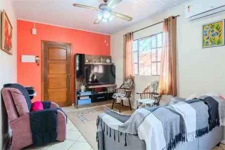 Casa com 2 Quartos à venda, 132m² no Camaquã, Porto Alegre