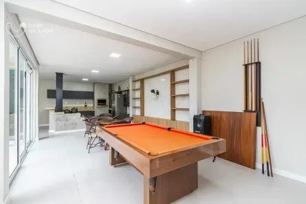 Casa com 4 Quartos à venda, 321m² no São Braz, Curitiba