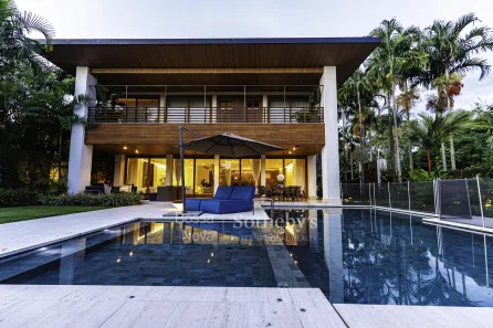 Casa de Condomínio com 5 Quartos à venda, 800m² no Barra da Tijuca, Rio de Janeiro