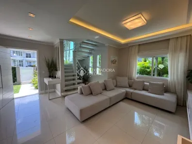 Casa com 4 Quartos à venda, 204m² no Cachoeira do Bom Jesus, Florianópolis