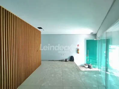 Ponto Comercial para alugar, 120m² no Santa Cecília, Porto Alegre