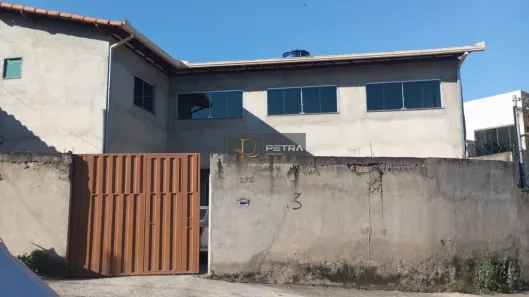 Casa com 3 Quartos à venda, 150m² no Sapucaia II, Contagem